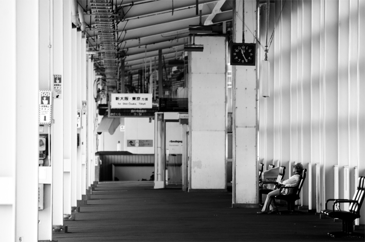 姫路駅　プラットホーム　その2