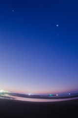 夜と朝の間