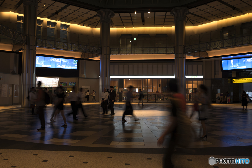 東京駅丸の内にて。