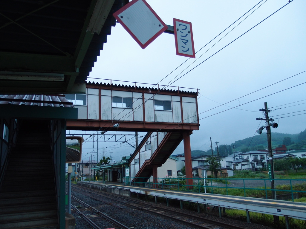 下湯沢駅　ホーム　2/2