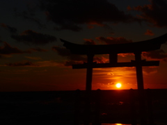 金比羅神社と夕暮れ