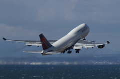 DELTA 747