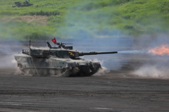 2013 総合火力演習 予行 Type90 砲撃 01