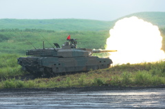 2013 総合火力演習 Type10 稜線射撃