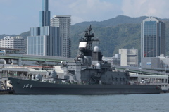 護衛艦「くらま」　〔JS KURAMA　DDH144〕