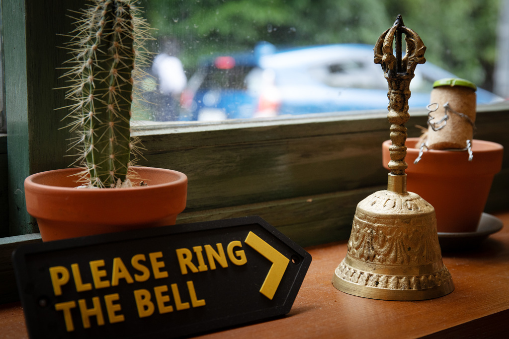 PLEASE RING THE BELL