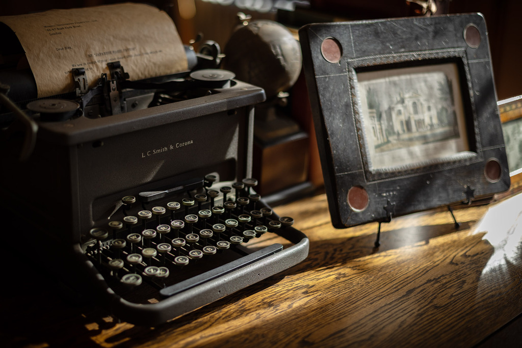 主の去った書斎