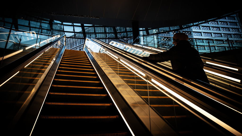 escalator