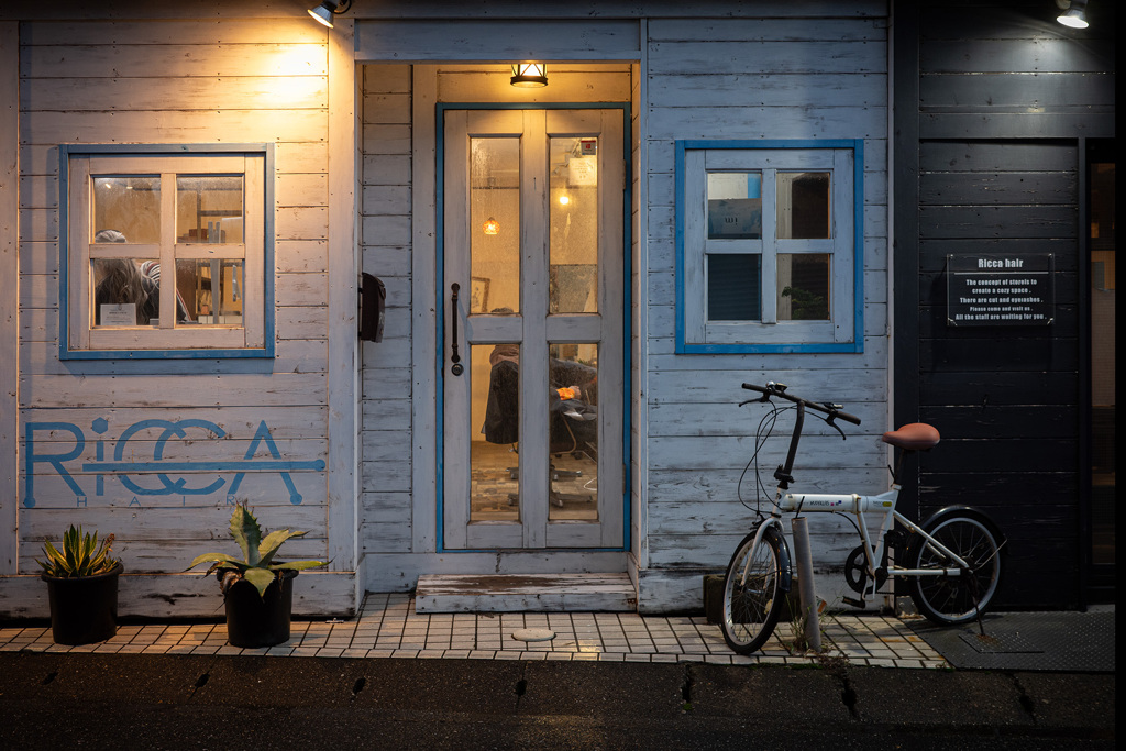 とある夕暮れ、とあるヘアサロン