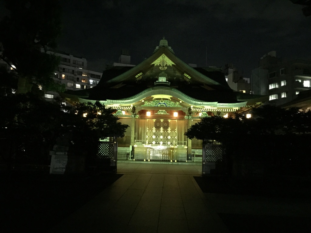夜、ただそこにある