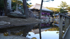水面のお寺