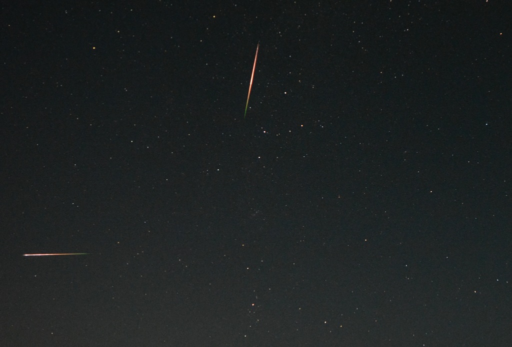 ペルセウス座流星群　2個流れ星