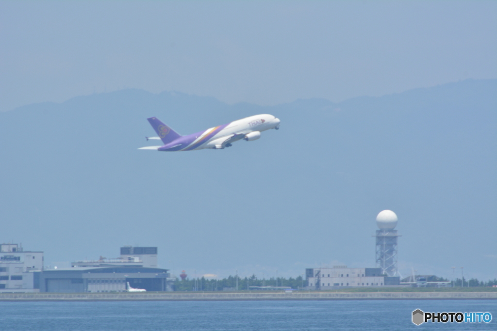 離陸するA380