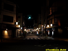 伝法院通りの端
