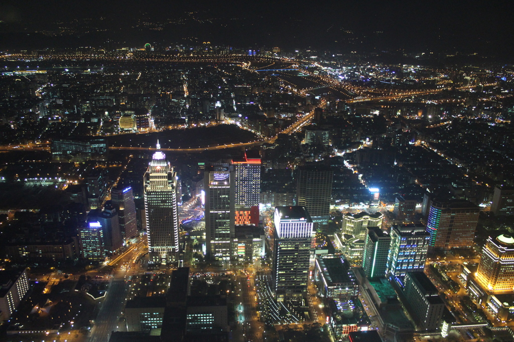 夜の台湾