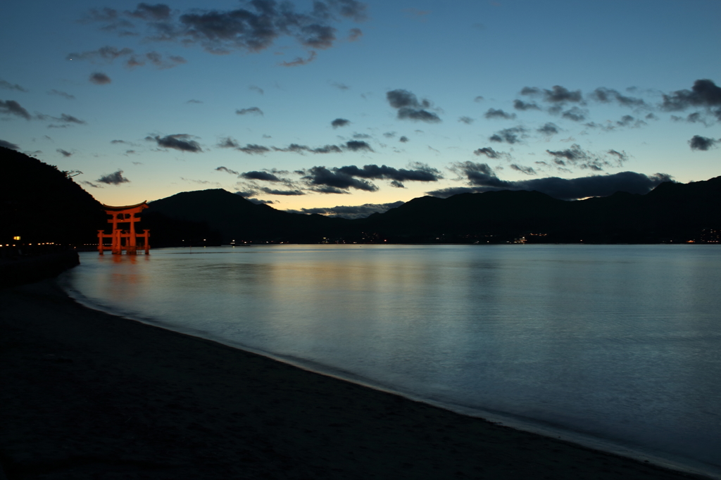 厳島神社