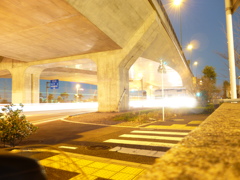 光る道