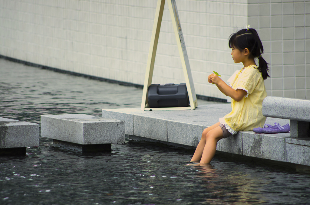 グランフロント大阪 夏の終わりの水遊び