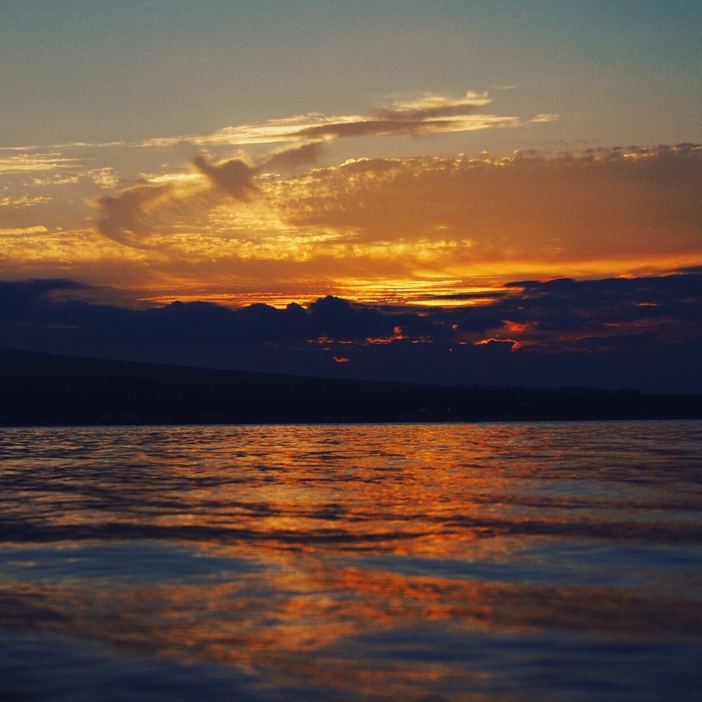 lake yamanaka sunset