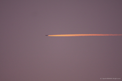 飛行機雲の輝き