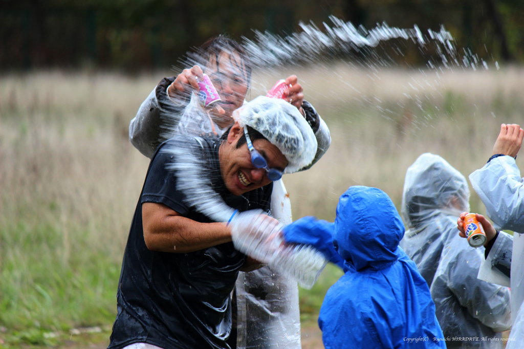 勝利の水かけ