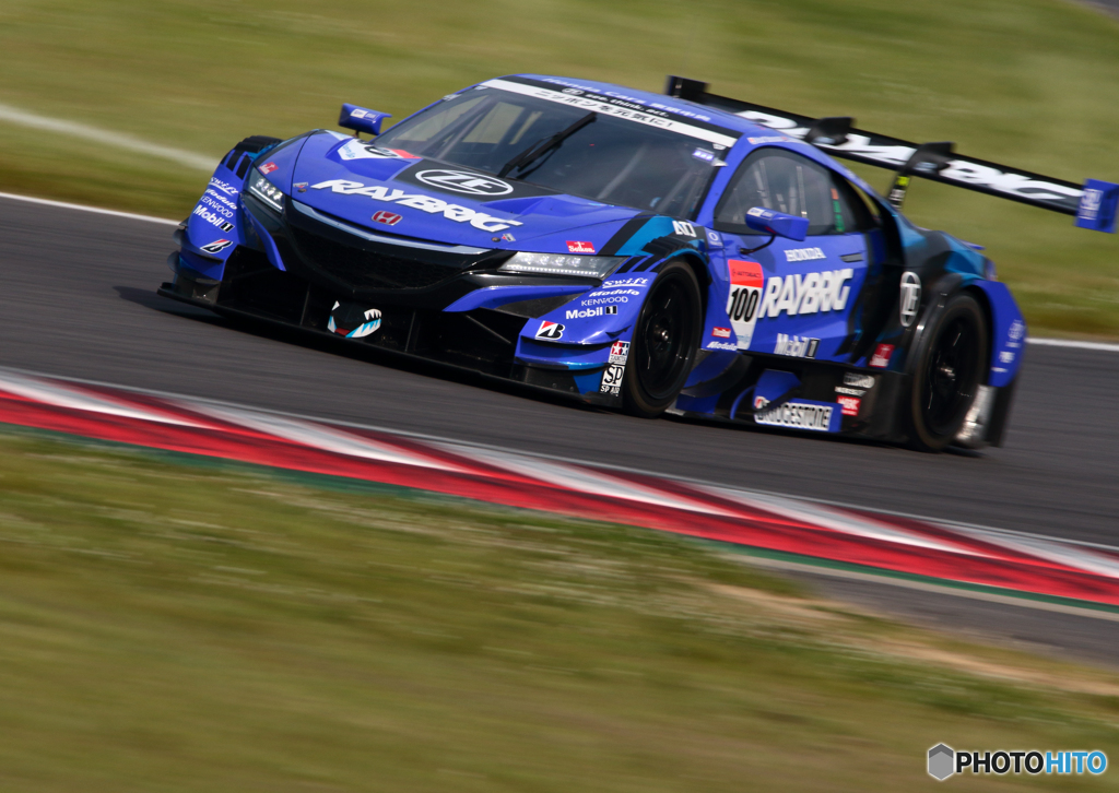 決勝２位！　RAYBRIG NSX-GT