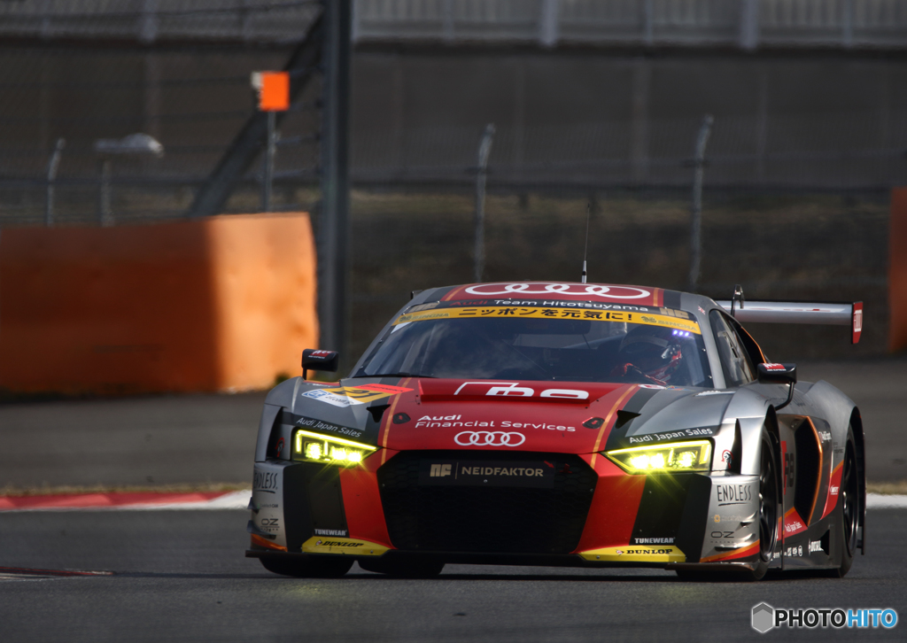 Hitotsuyama Audi R8 LMS