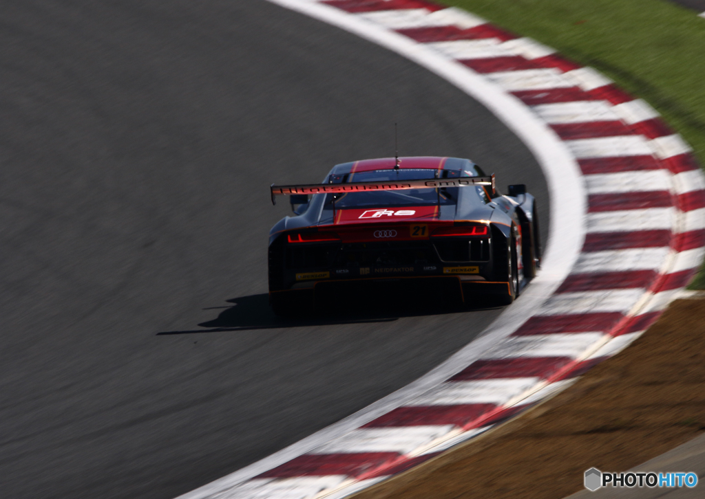Hitotsuyama Audi R8 LMS