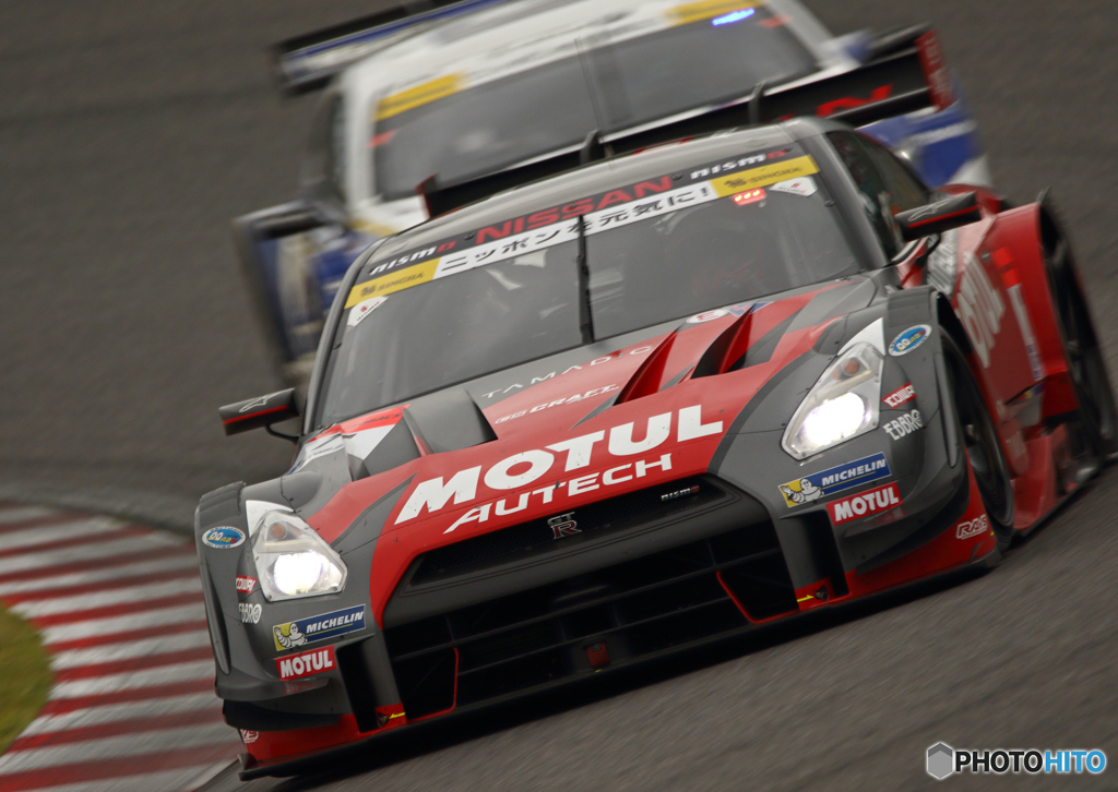 MOTUL AUTECH GT-R