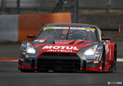MOTUL AUTECH GT-R