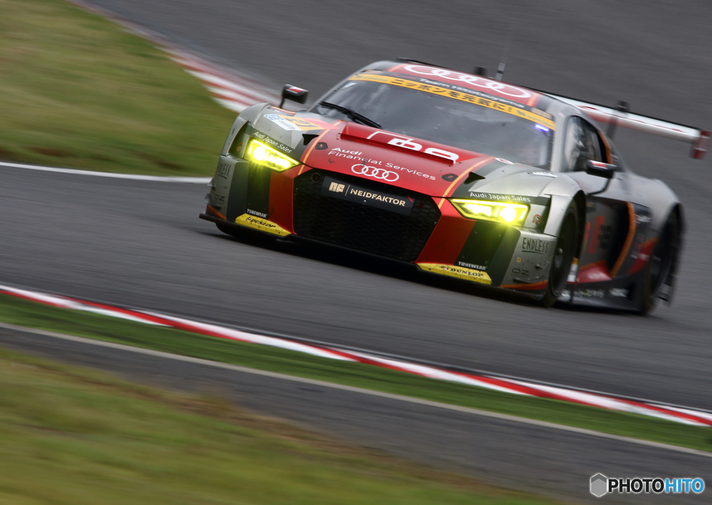 Hitotsuyama Audi R8 LMS