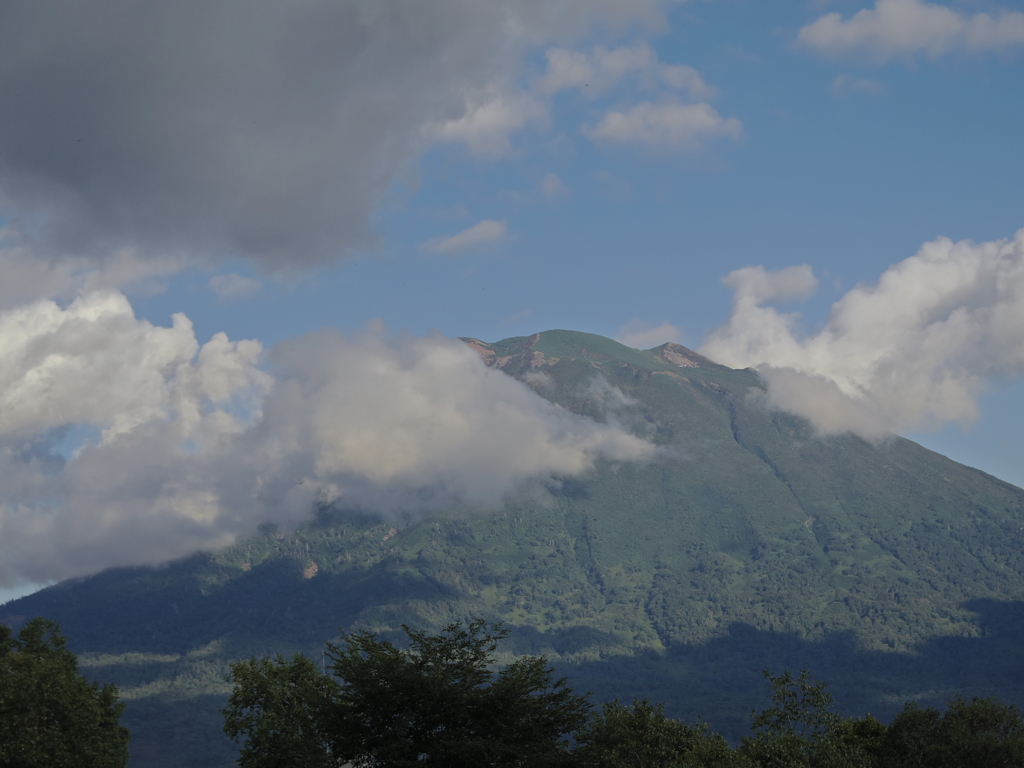 山（全景）