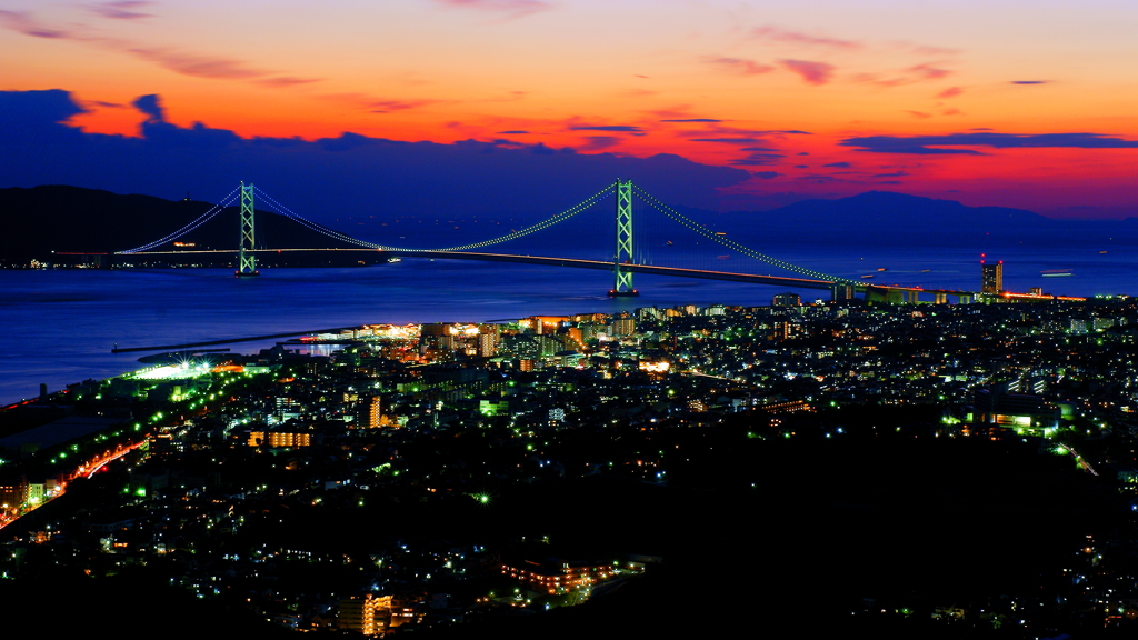 明石海峡大橋の夕暮れ