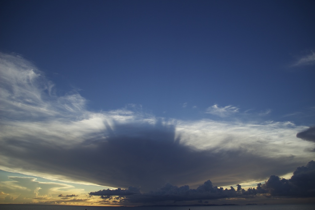 引き込まれる空