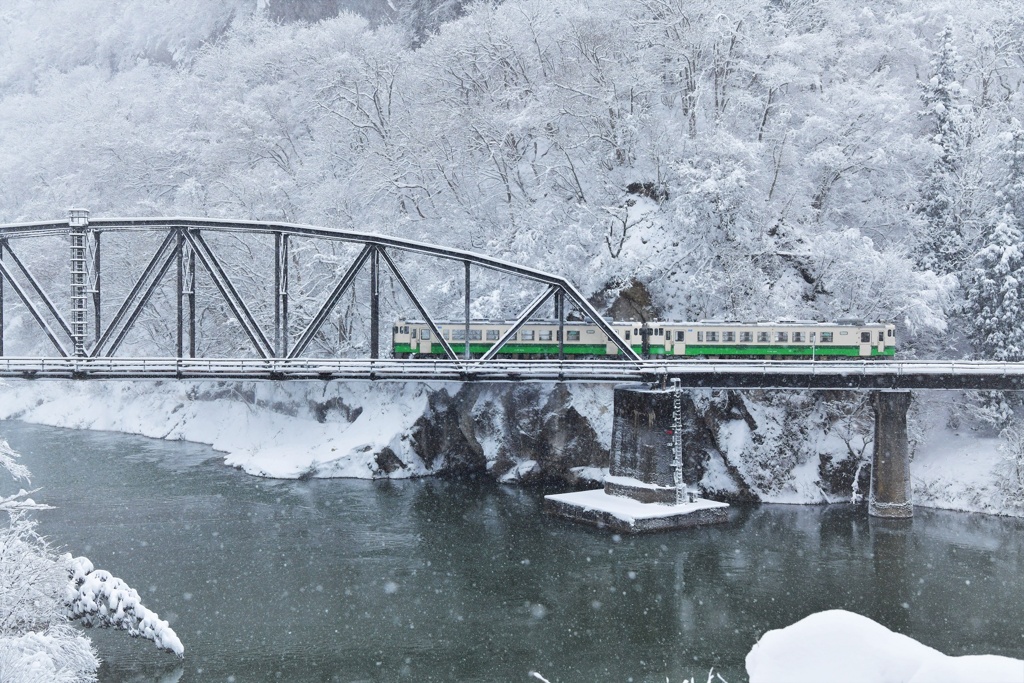 雪が舞う舞う