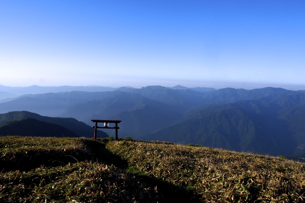 明神山・・