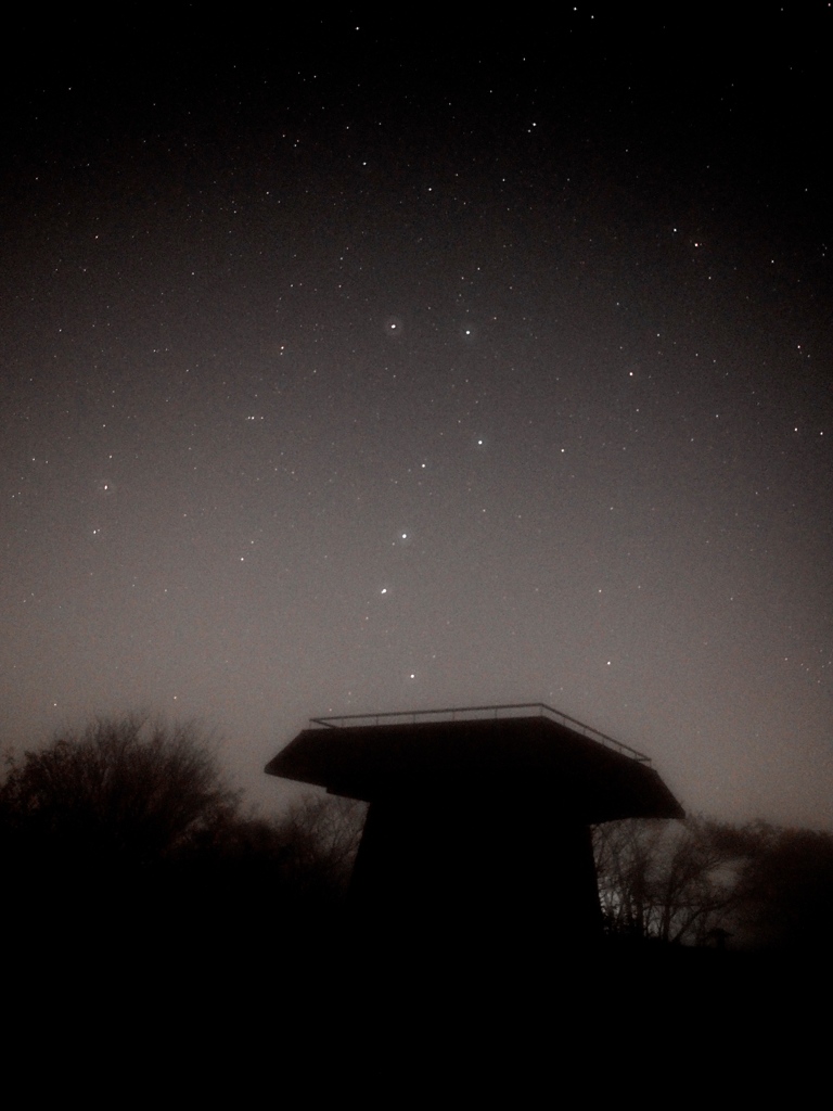 霧の中の　七つ星