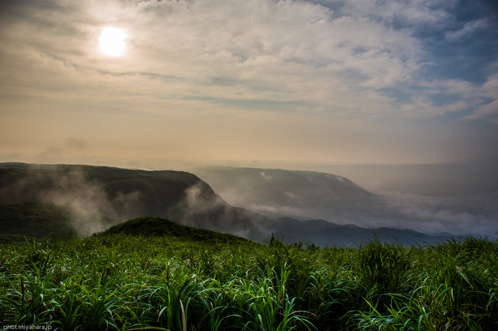 阿蘇　大観峰からの朝日