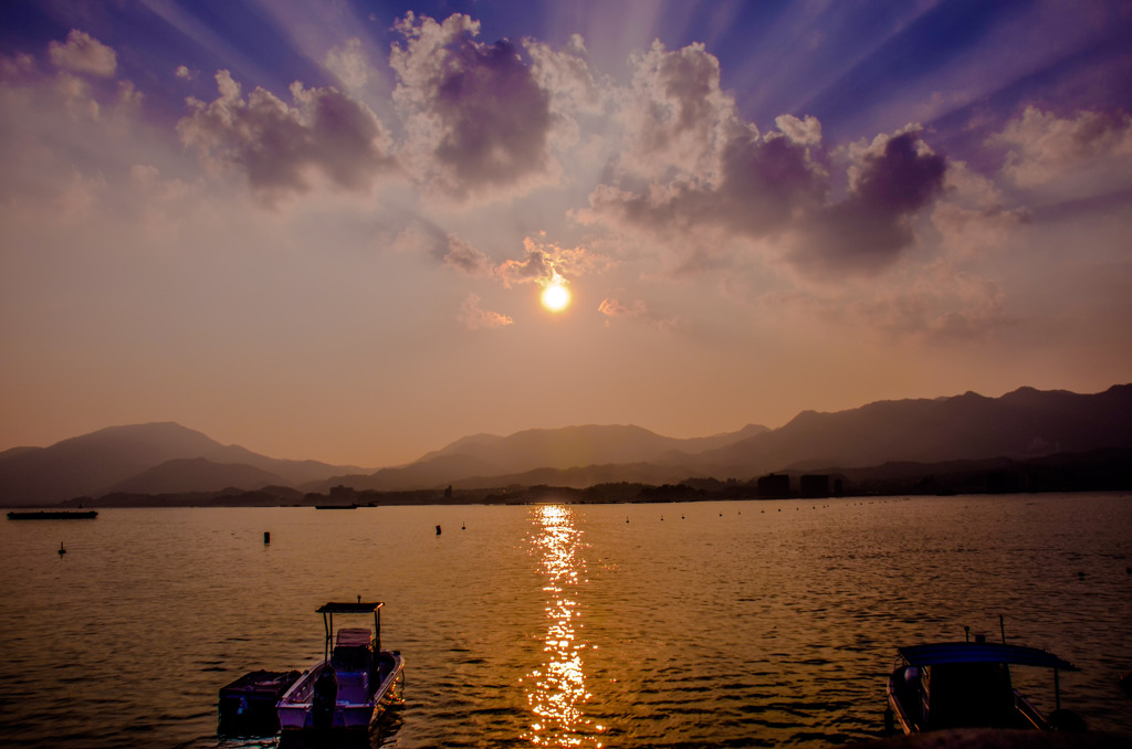 宮島に沈む夕日