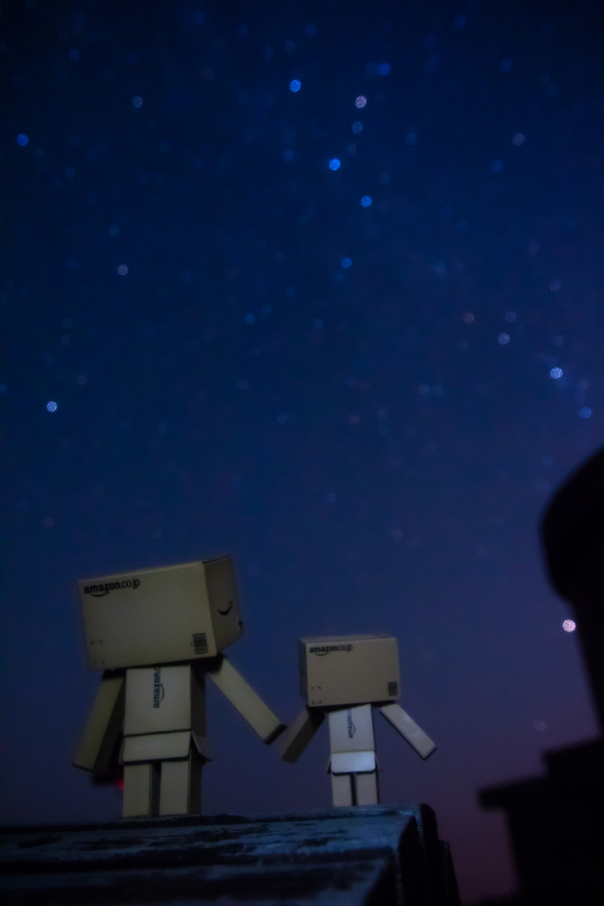 夏の夜空を見上げて