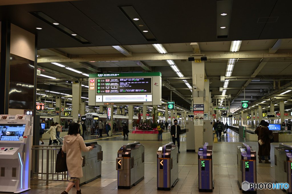 あずき色電車玄関口