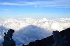 富士山の影