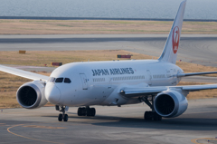 787