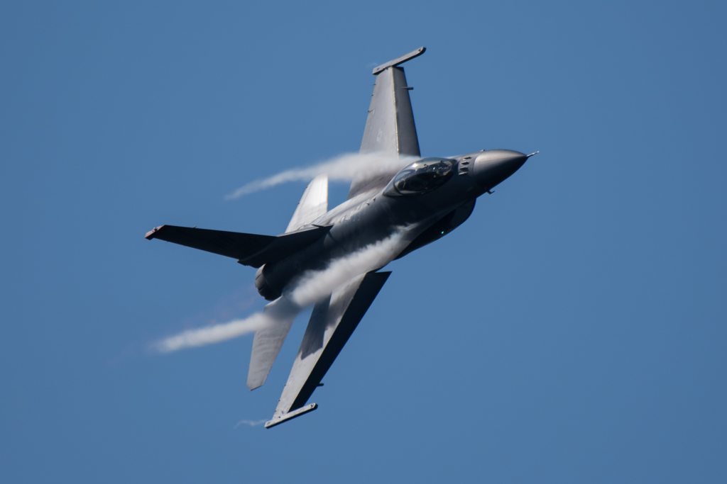 F-16