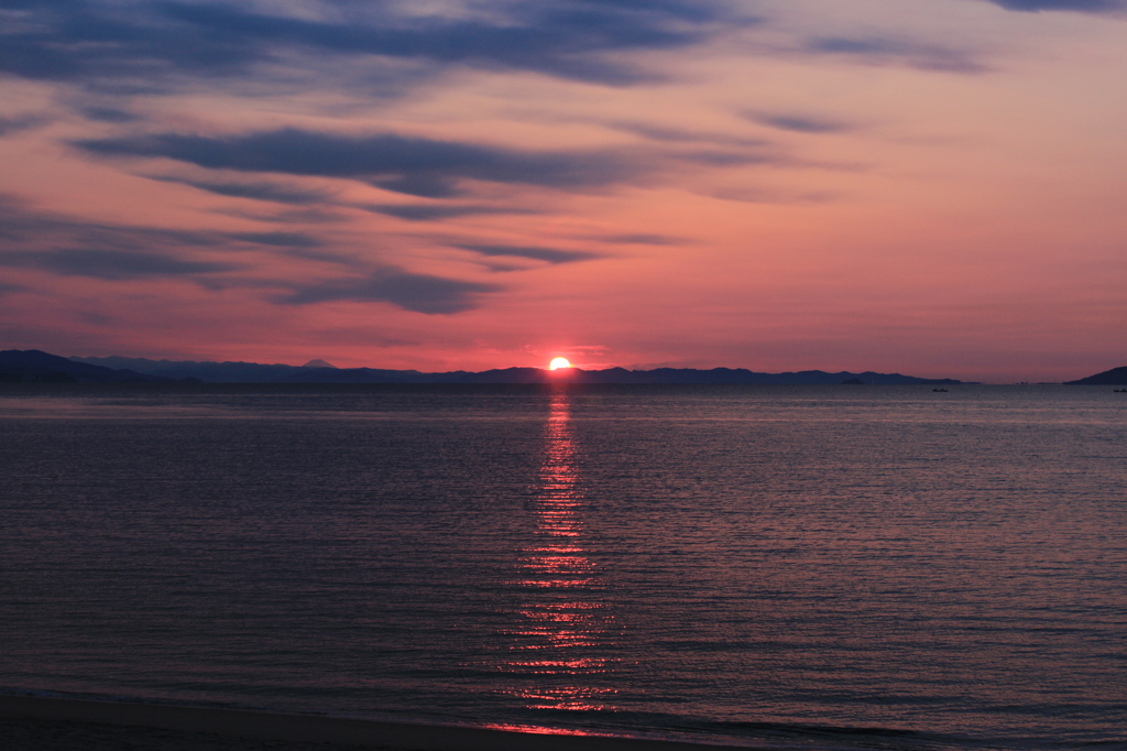 篠島の朝日