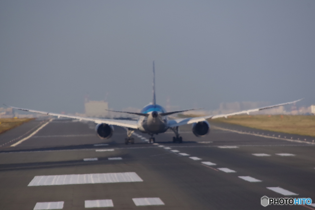 B787　TAKE　OFF