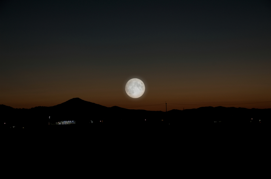 full moon 
