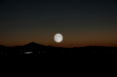 full moon 