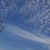 鉄塔と雲と青空