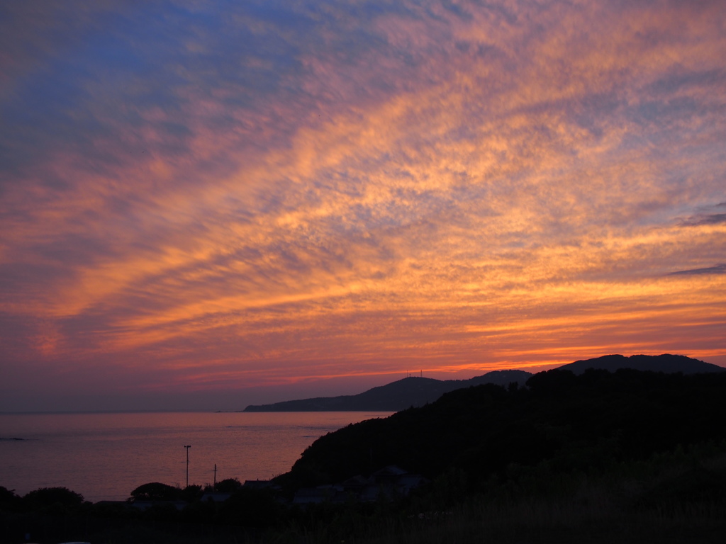 雲と夕焼けと